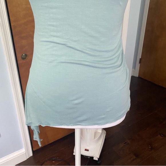 Island Importer Top Medium Pebble Blue Bangkok Jersey Rayon NWT - Picture 5 of 16